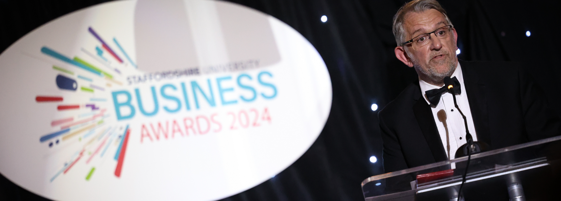 Celebrating the achievements <br />
of the region's businesses<br />
and business people